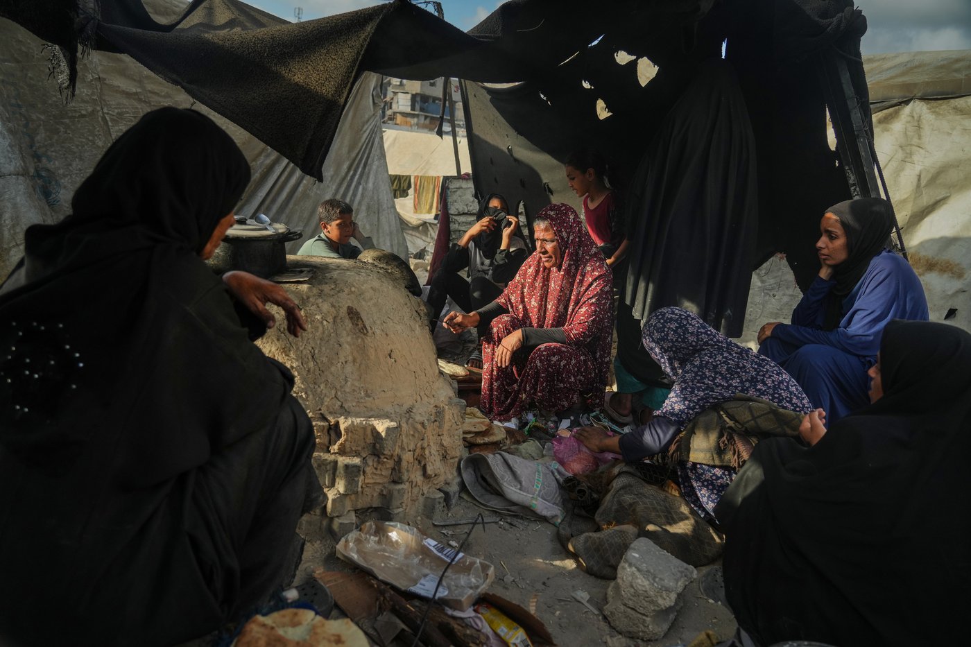 Israel and Hamas prepare for negotiations in Egypt ahead of possible Gaza ceasefire | iNFOnews.ca