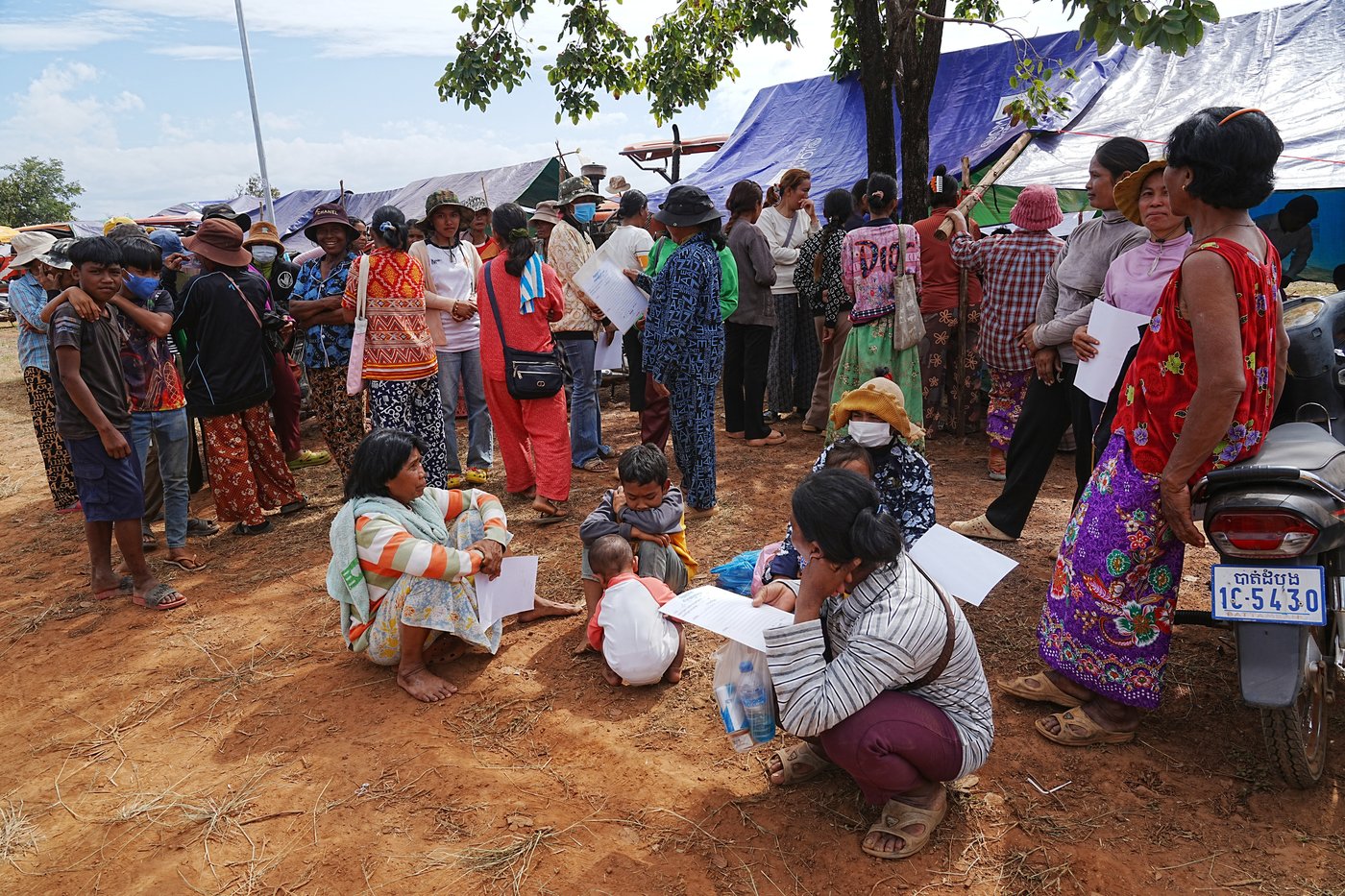 Border clashes between Thailand and Cambodia intensify with airstrikes and artillery attacks | iNFOnews.ca
