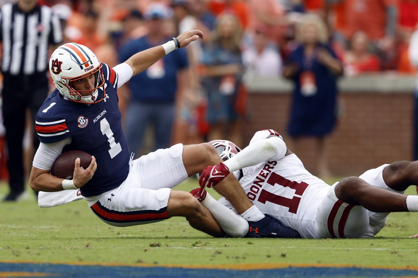 No. 21 Oklahoma rallies late, stuns Auburn for first-ever Southeastern Conference win | iNFOnews.ca No. 21 Oklahoma rallies late, stuns Auburn for first-ever Southeastern Conference win | iNFOnews.ca