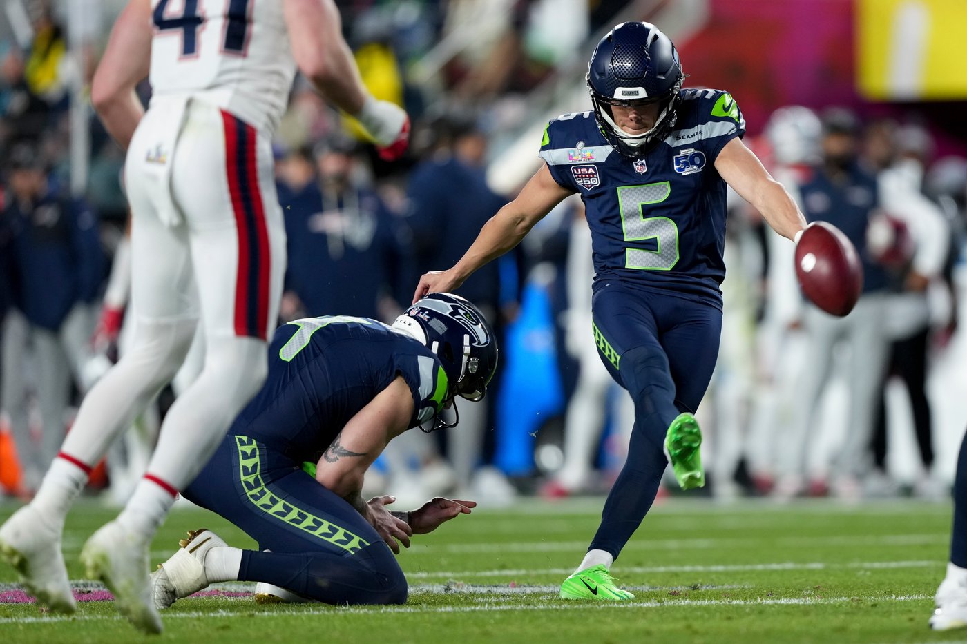 Kicker, punter come up big for Seahawks in a Super Bowl devoid of early touchdowns | iNFOnews.ca Kicker, punter come up big for Seahawks in a Super Bowl devoid of early touchdowns | iNFOnews.ca