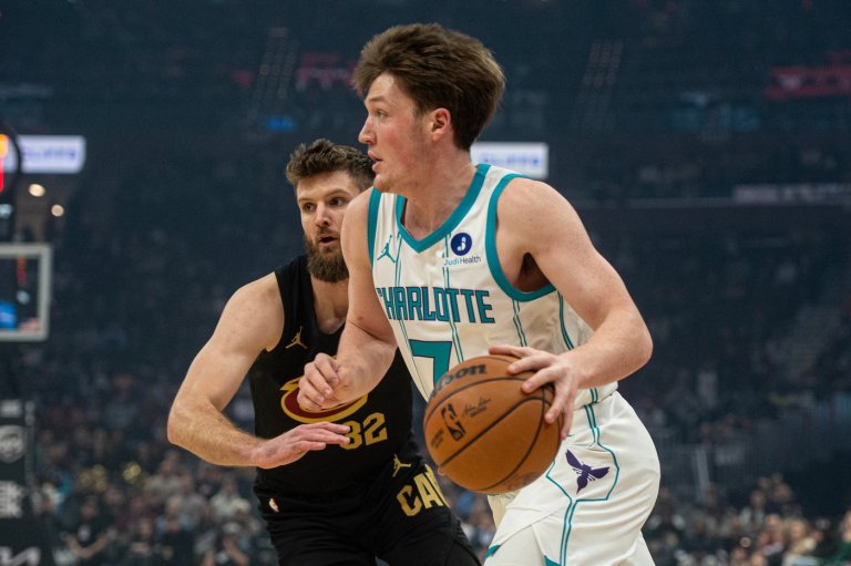 Rookie Knueppel’s 29 points lift Hornets past Cavaliers 119-111 in overtime | iNFOnews.ca