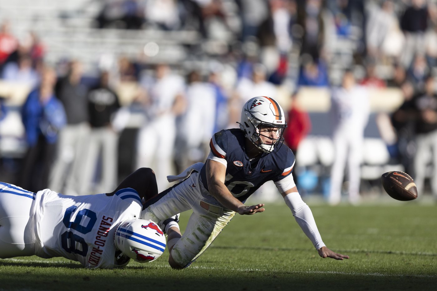 Jennings has 3 TDs as No. 13 SMU routs Virginia 33-7 to clinch a spot in the ACC title game | iNFOnews.ca Jennings has 3 TDs as No. 13 SMU routs Virginia 33-7 to clinch a spot in the ACC title game | iNFOnews.ca