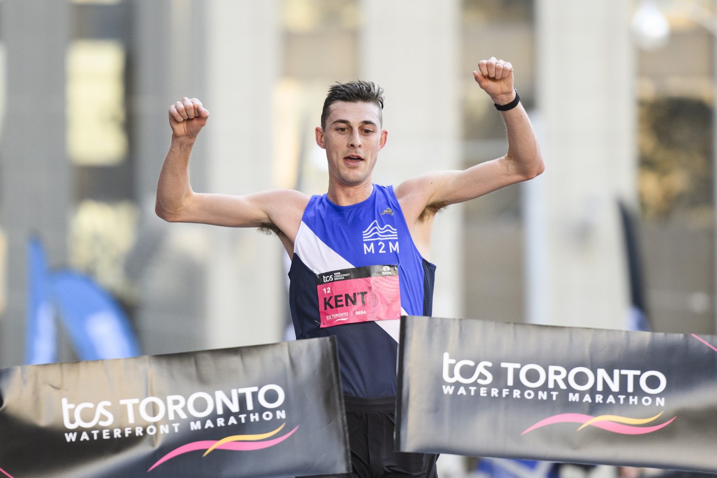 Justin Kent and Natasha Wodak top Canadians at TCS Toronto Waterfront Marathon | iNFOnews.ca