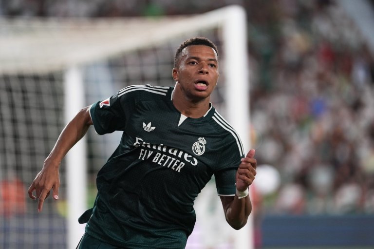 Real Madrid pulls off late La Liga win after squandering 2-goal lead at Elche. Mbappé scores again | iNFOnews.ca