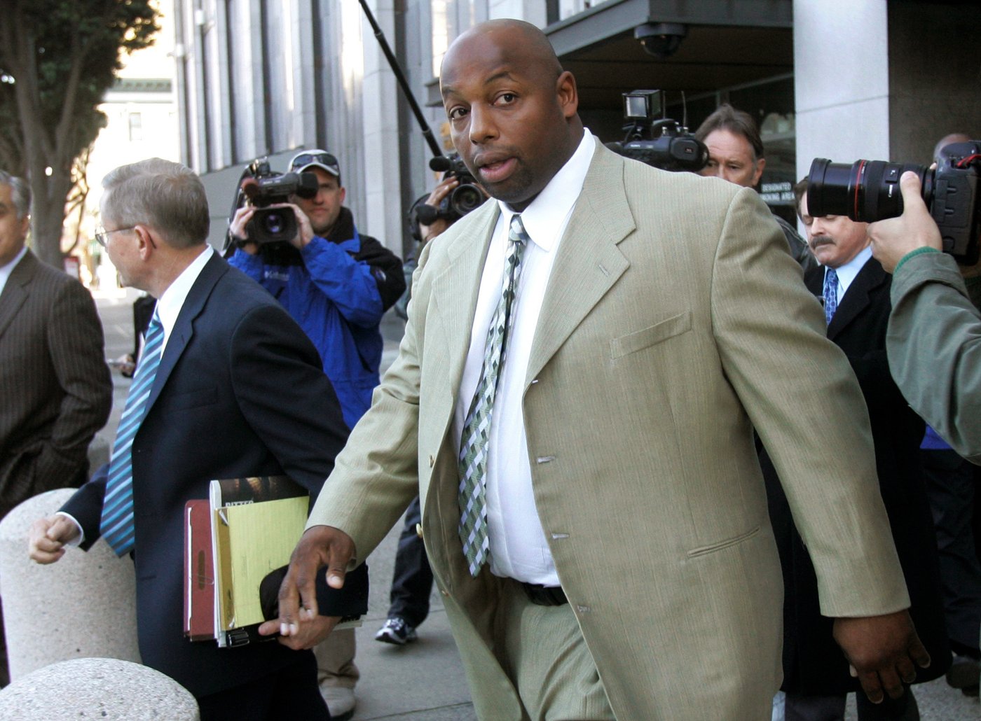 Ex-49er Dana Stubblefield to remain in prison for now after judge denies bail ruling | iNFOnews.ca Ex-49er Dana Stubblefield to remain in prison for now after judge denies bail ruling | iNFOnews.ca