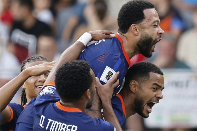 Depay is Netherlands' all-time top scorer with 52 goals, Germany gets first win in WCup qualifying | iNFOnews.ca