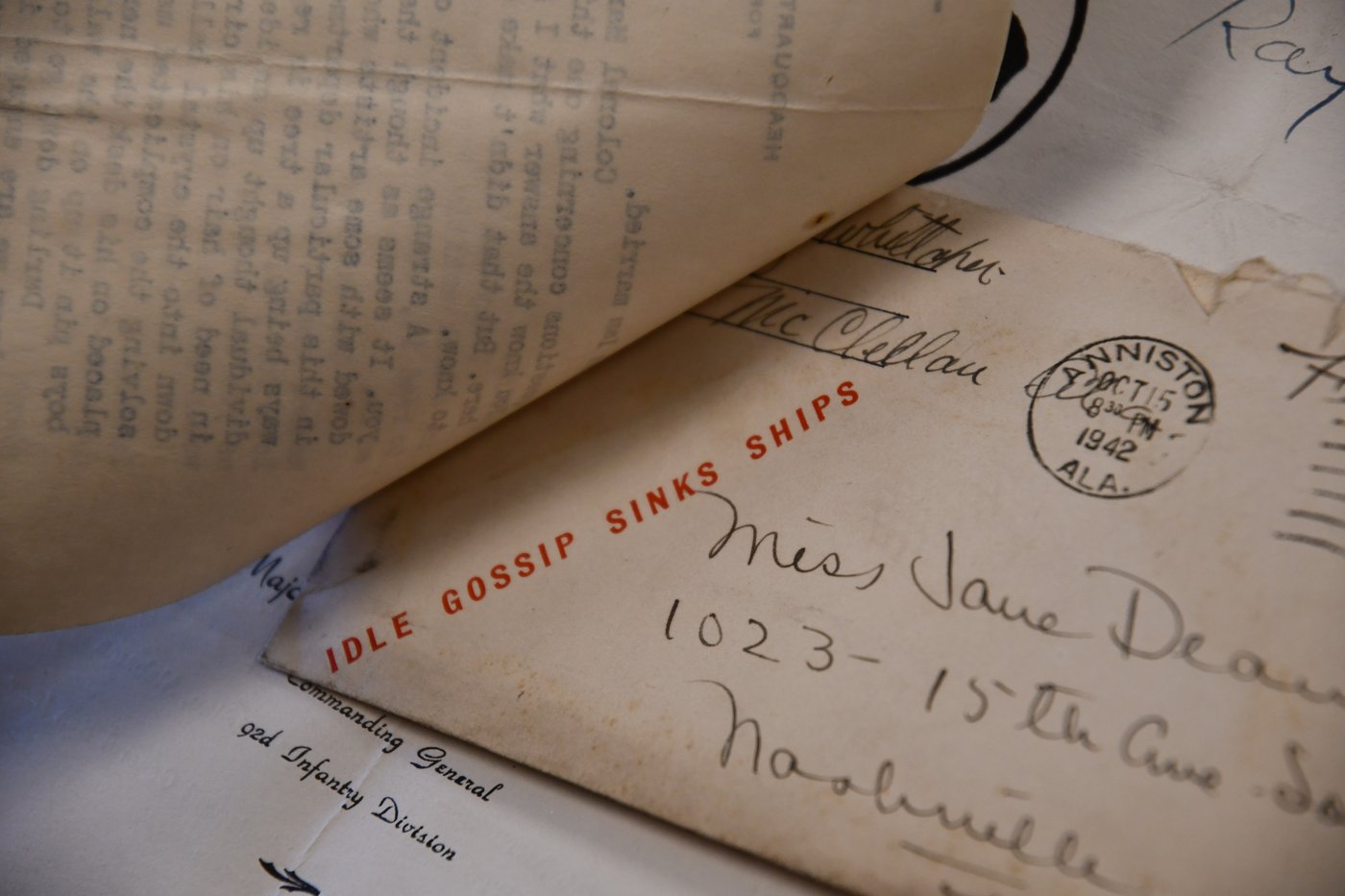 200 love letters found in a Nashville home tell the story of a couple's courtship during WWII | iNFOnews.ca
