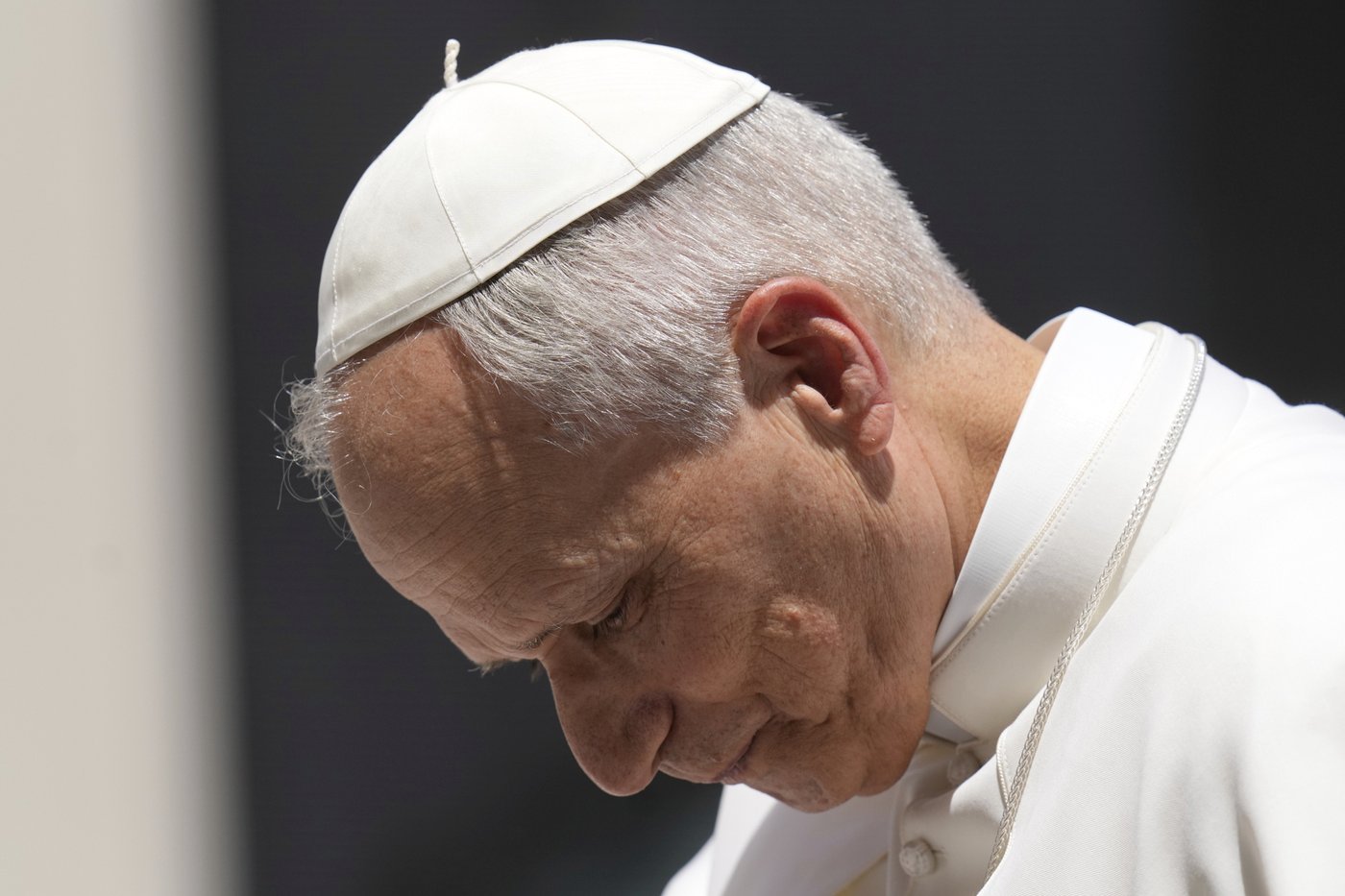 Pope meets with child protection advisory board as survivors call for zero tolerance of abuse | iNFOnews.ca