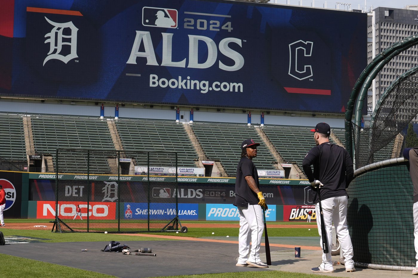 Dodgers' Kershaw, Guardians' Lively, Tigers' Mize and Yankees' Stroman are left off ALDS rosters | iNFOnews.ca Dodgers' Kershaw, Guardians' Lively, Tigers' Mize and Yankees' Stroman are left off ALDS rosters | iNFOnews.ca