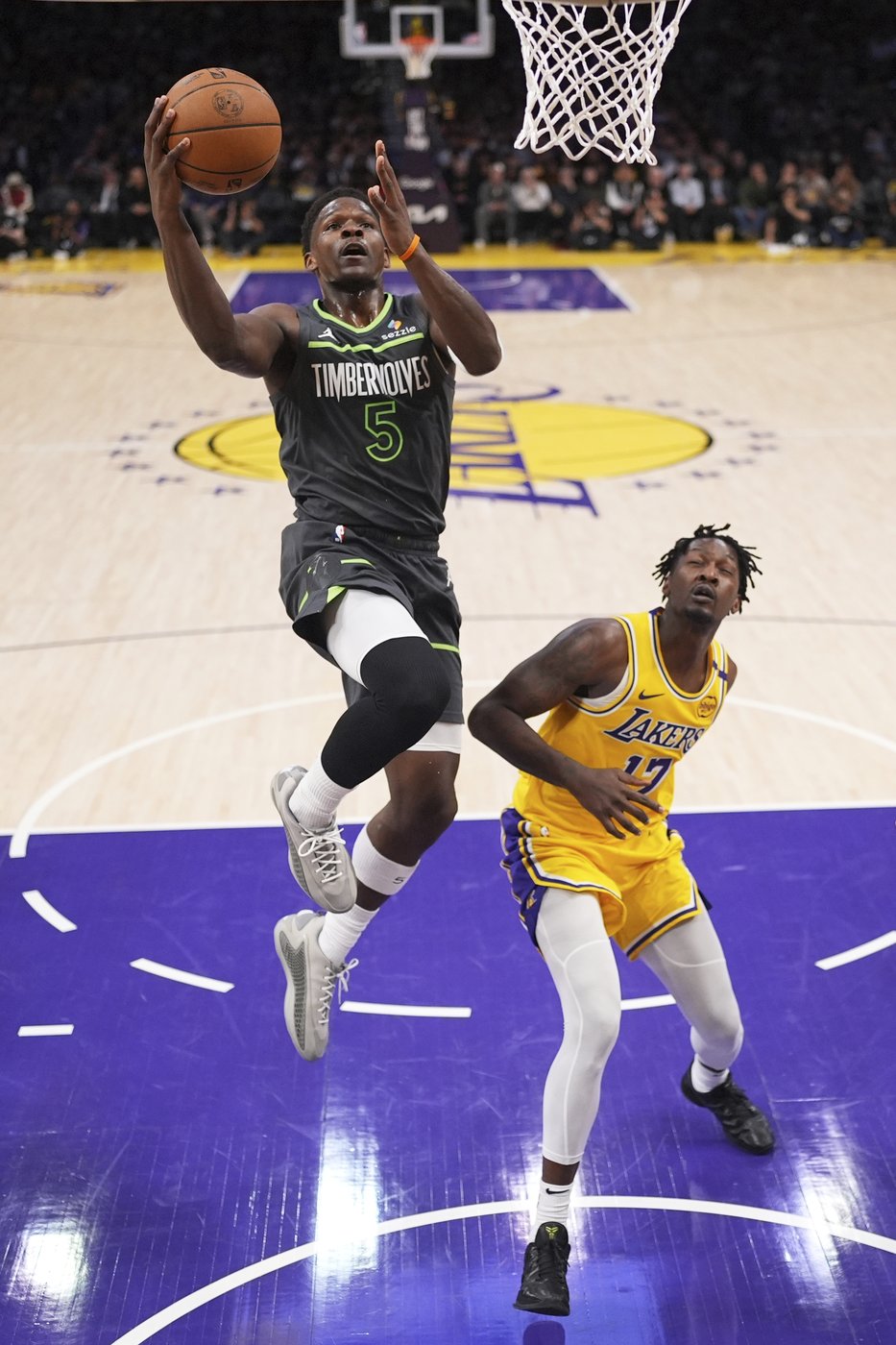 Rudy Gobert dominates small-ball Lakers and the Timberwolves advance with a 103-96 win in Game 5 | iNFOnews.ca Rudy Gobert dominates small-ball Lakers and the Timberwolves advance with a 103-96 win in Game 5 | iNFOnews.ca