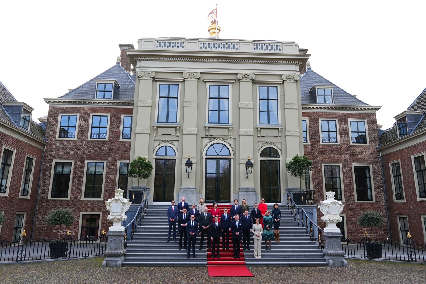 New era of Dutch politics opens as Jetten is sworn in to lead minority coalition | iNFOnews.ca