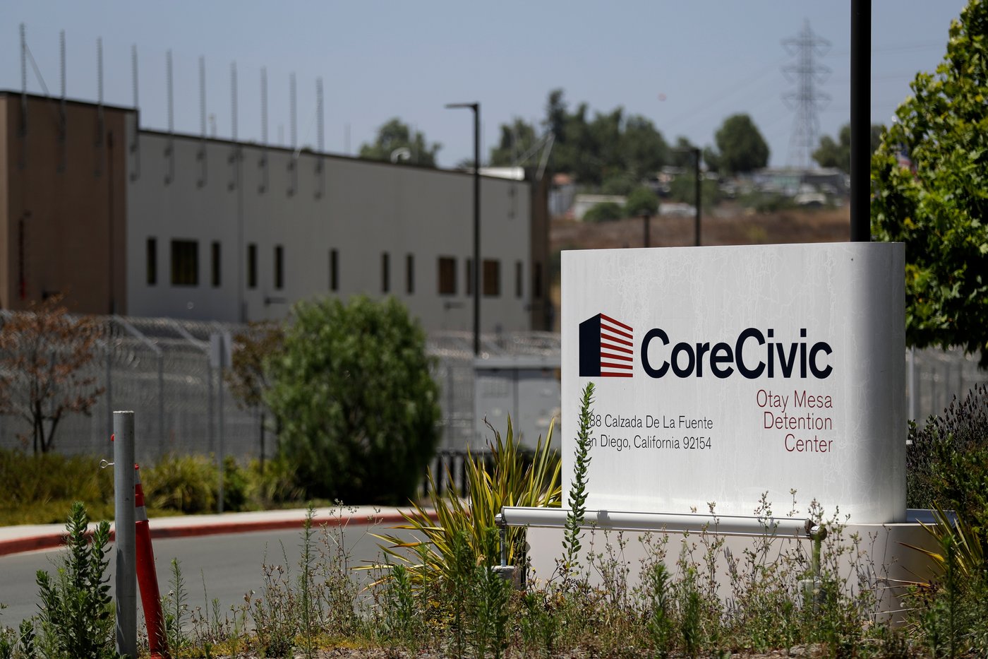 Why a private company is investigating rapes at an ICE detention center instead of the sheriff | iNFOnews.ca