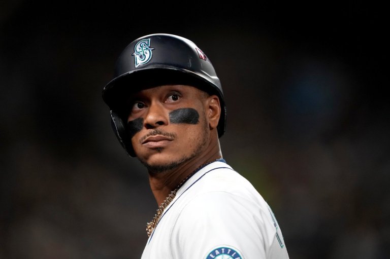 Mets reach 2-year deal with infielder Jorge Polanco after losing Pete Alonso, AP source says | iNFOnews.ca