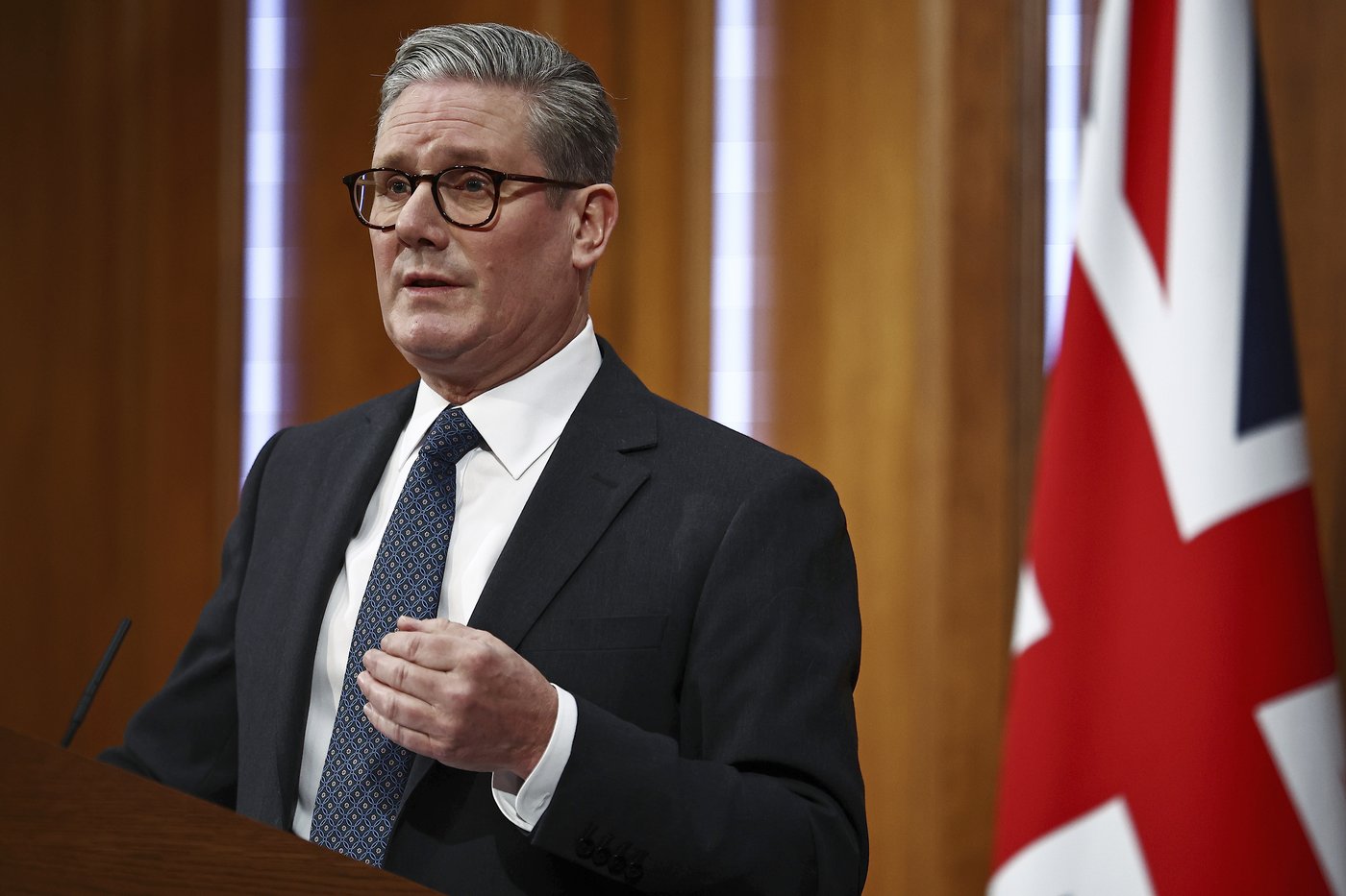 Starmer says the killings of 3 girls must bring ‘fundamental change’ in how Britain protects people | iNFOnews.ca Starmer says the killings of 3 girls must bring ‘fundamental change’ in how Britain protects people | iNFOnews.ca