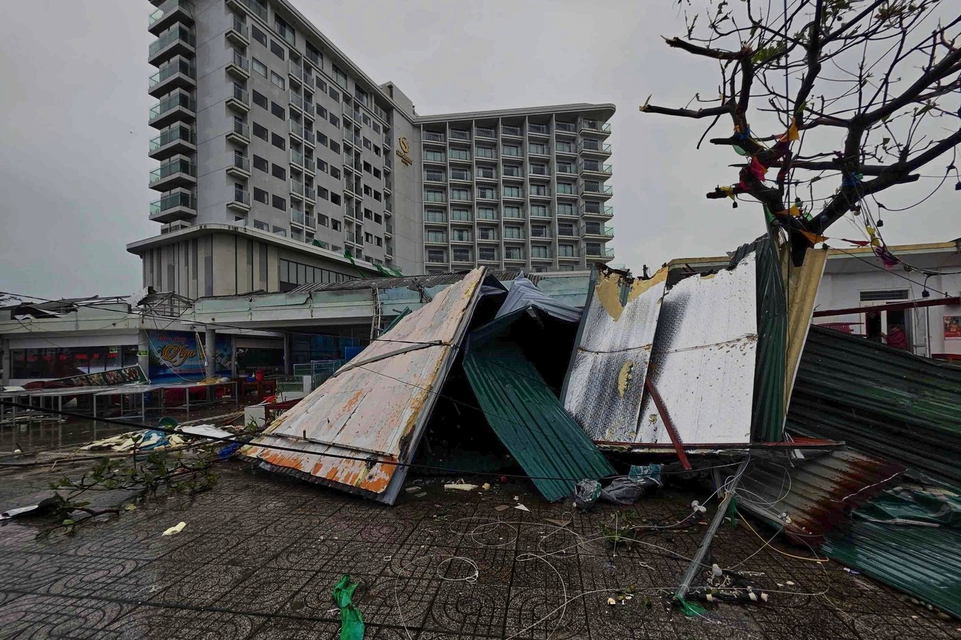 Tropical storm leaves 4 dead in Vietnam and brings heavy rain to the region | iNFOnews.ca Tropical storm leaves 4 dead in Vietnam and brings heavy rain to the region | iNFOnews.ca