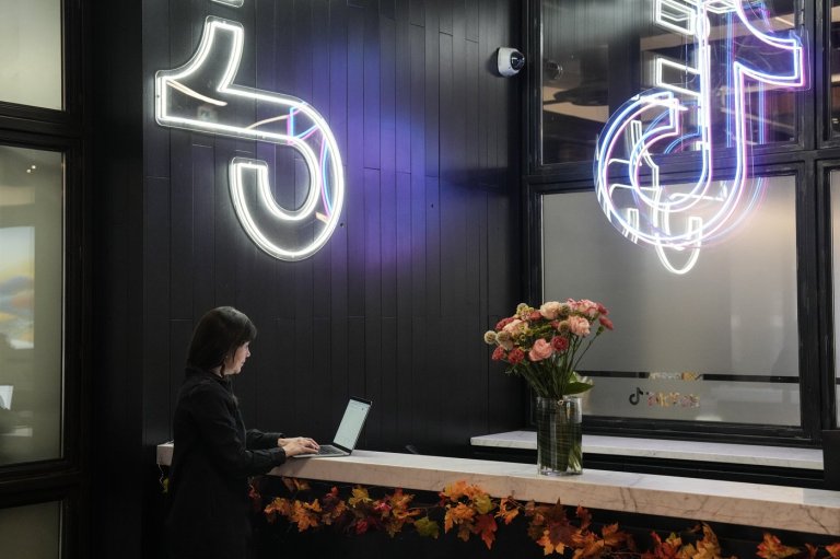 Spy agency won't release its TikTok advice to Ottawa, urges caution online | iNFOnews.ca