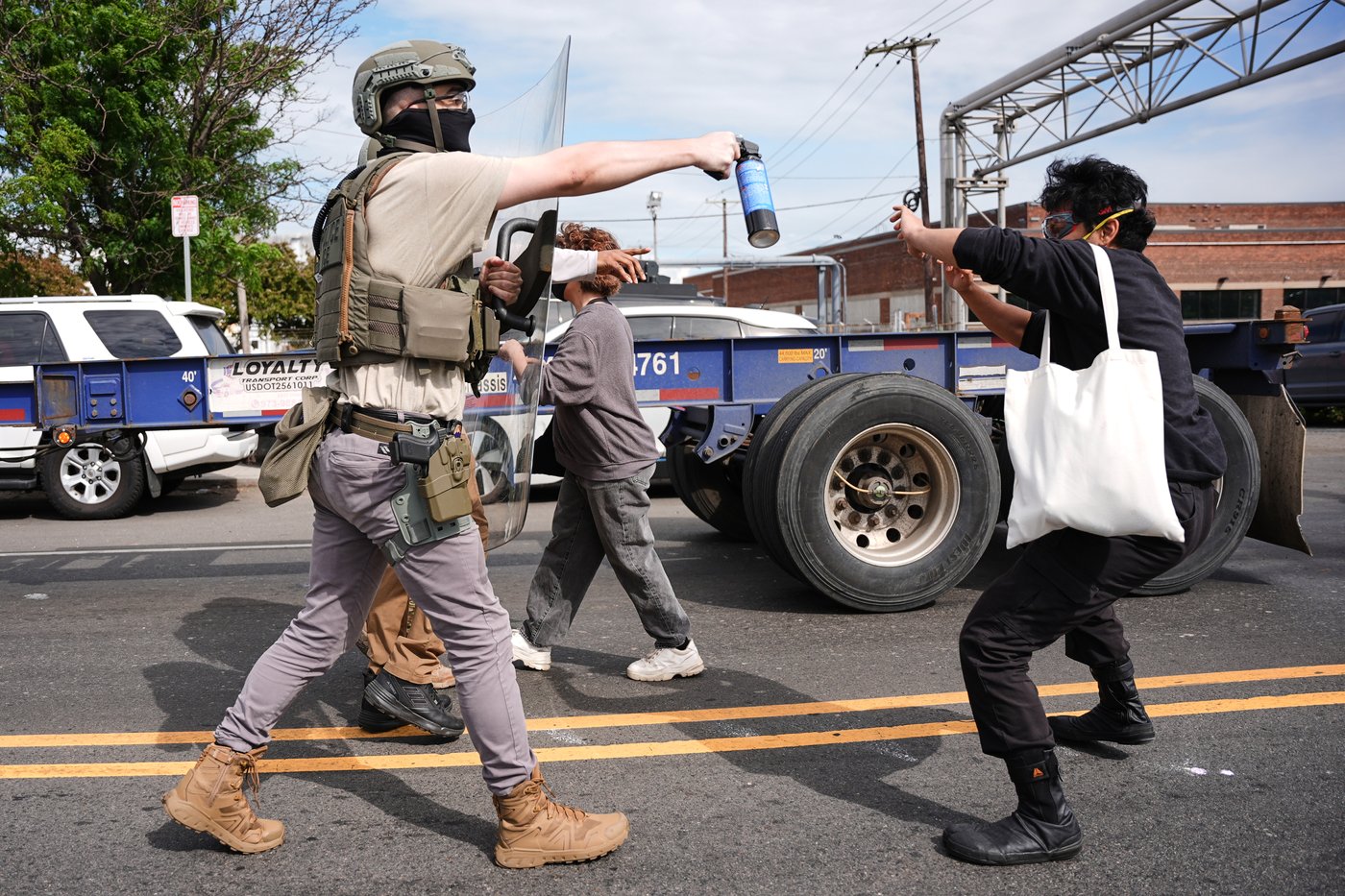 6 protesters arrested after clash with ICE officers outside a New Jersey detention center | iNFOnews.ca 6 protesters arrested after clash with ICE officers outside a New Jersey detention center | iNFOnews.ca