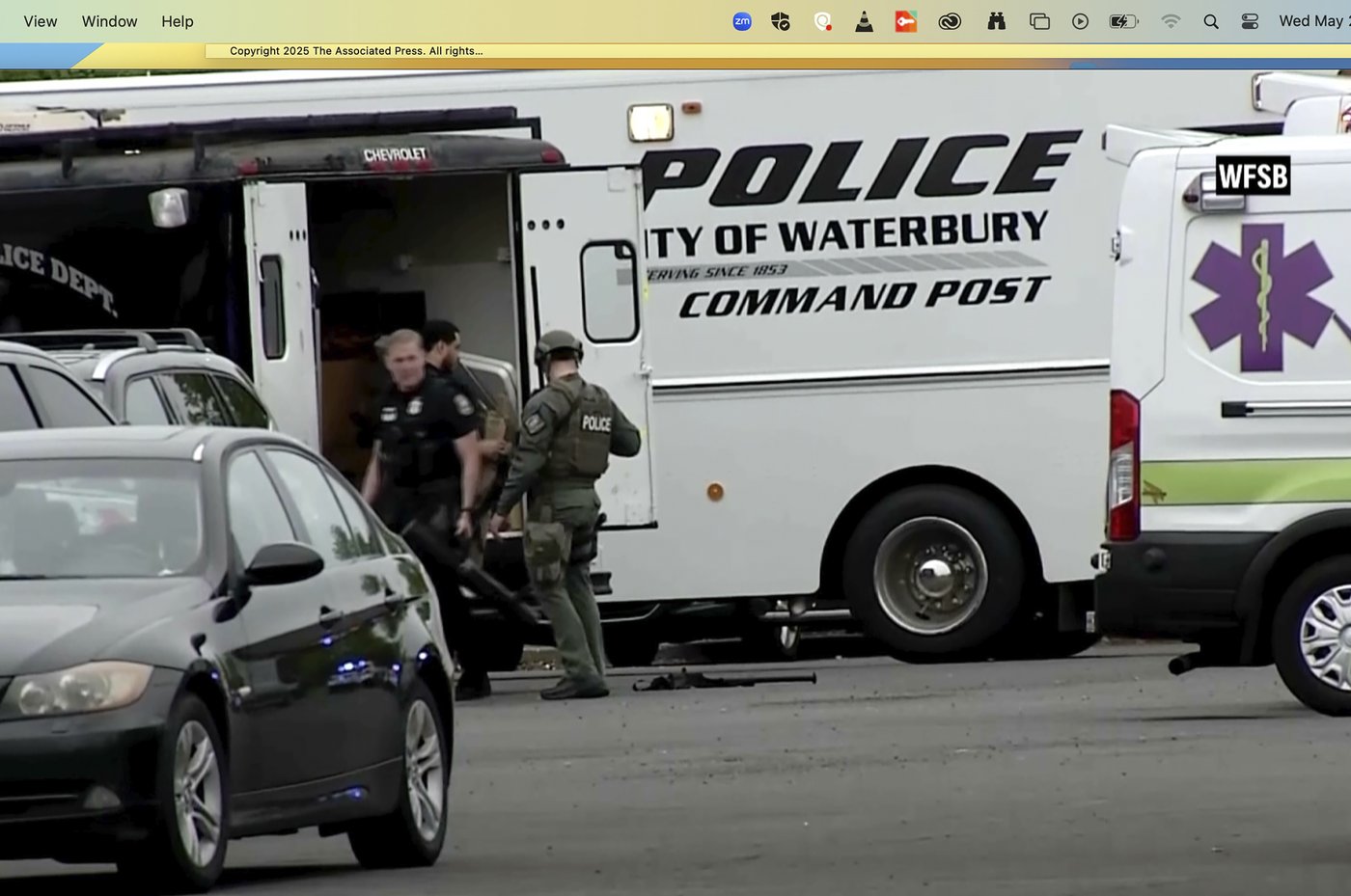 Man charged in Connecticut mall shooting that wounded 5 as lawyer claims self-defense | iNFOnews.ca