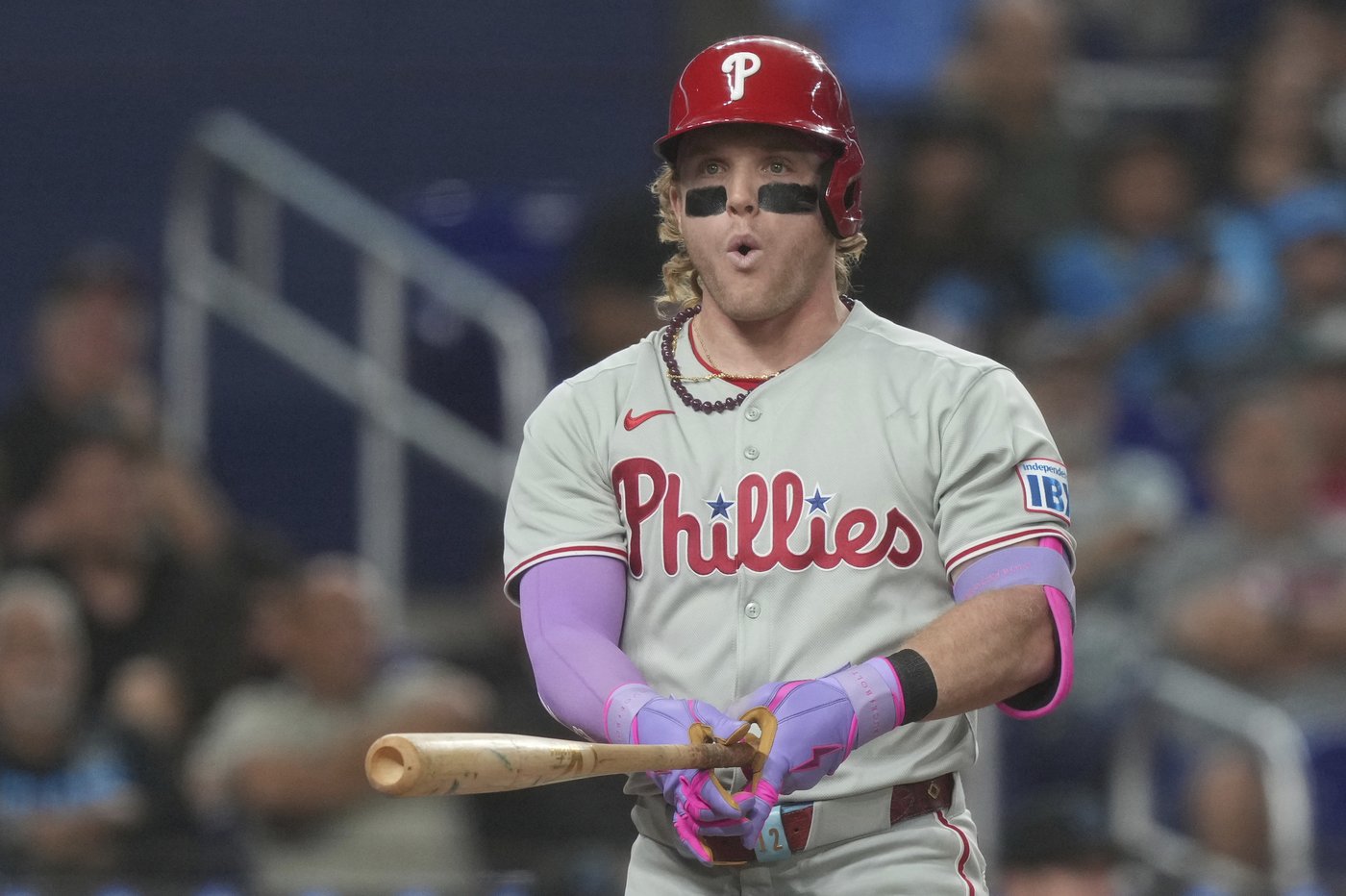 Phillies invite young fan to meet Harrison Bader after viral home run ball dispute | iNFOnews.ca
