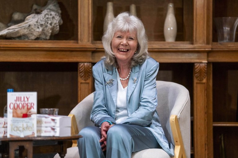 Jilly Cooper, British author of bestselling risqué novels including 'Rivals', has died at 88 | iNFOnews.ca