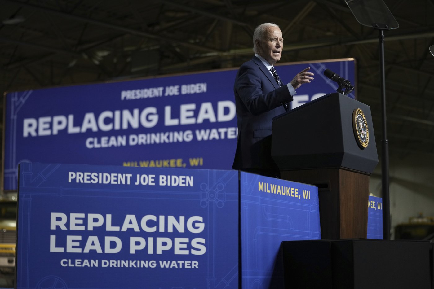 Biden sets 10-year deadline for US cities to replace lead pipes nationwide | iNFOnews.ca