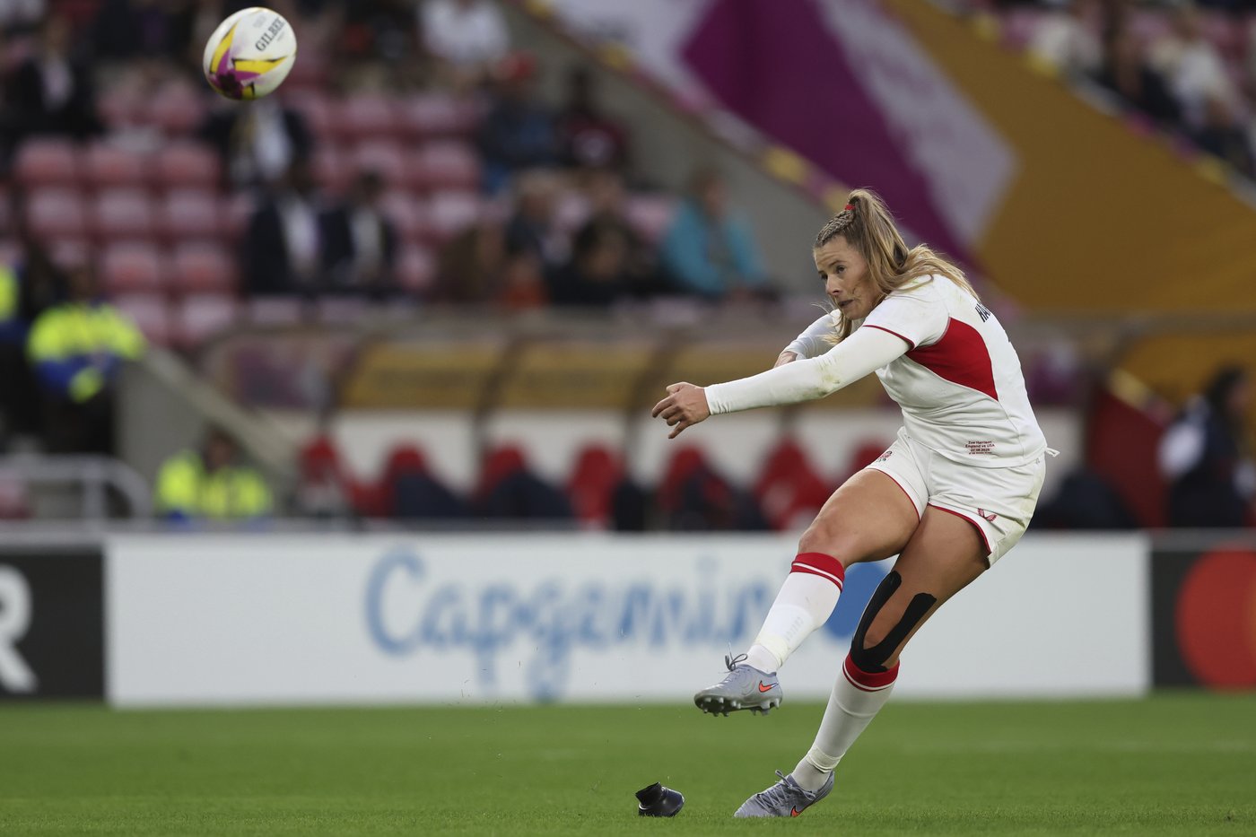 England thrashes US in front of record crowd in Women's Rugby World Cup opener | iNFOnews.ca