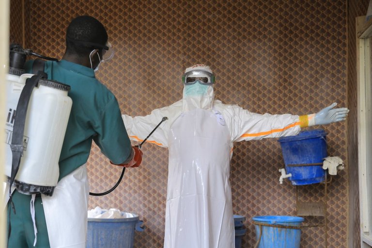 CP NewsAlert: Canada extends travel restrictions linked to Ebola outbreak for 60 days | iNFOnews.ca