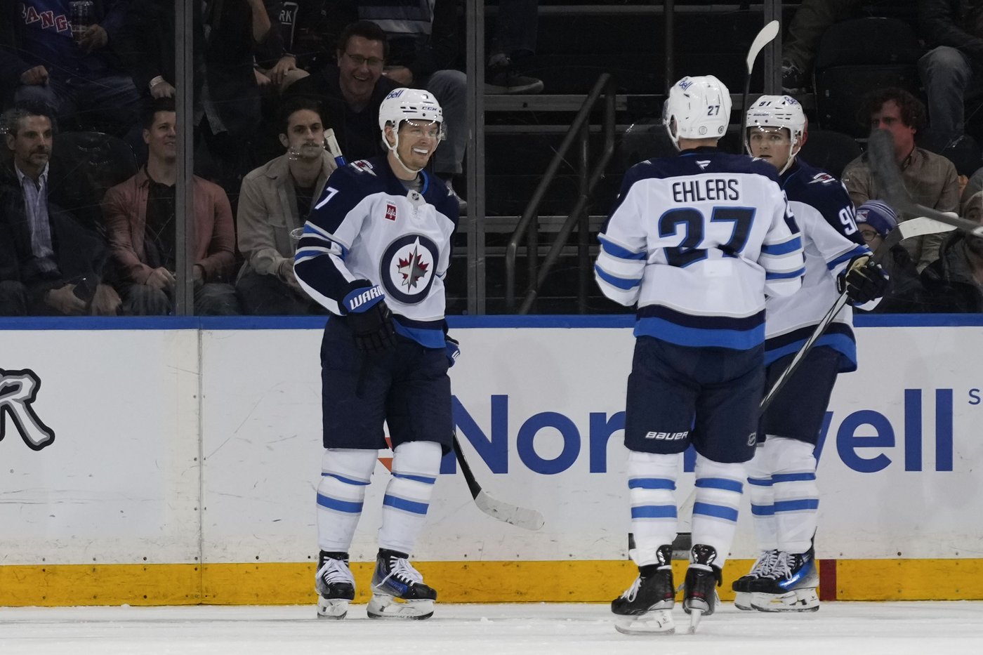'One game at a time': Winnipeg Jets have NHL-best 15-1 start | iNFOnews.ca