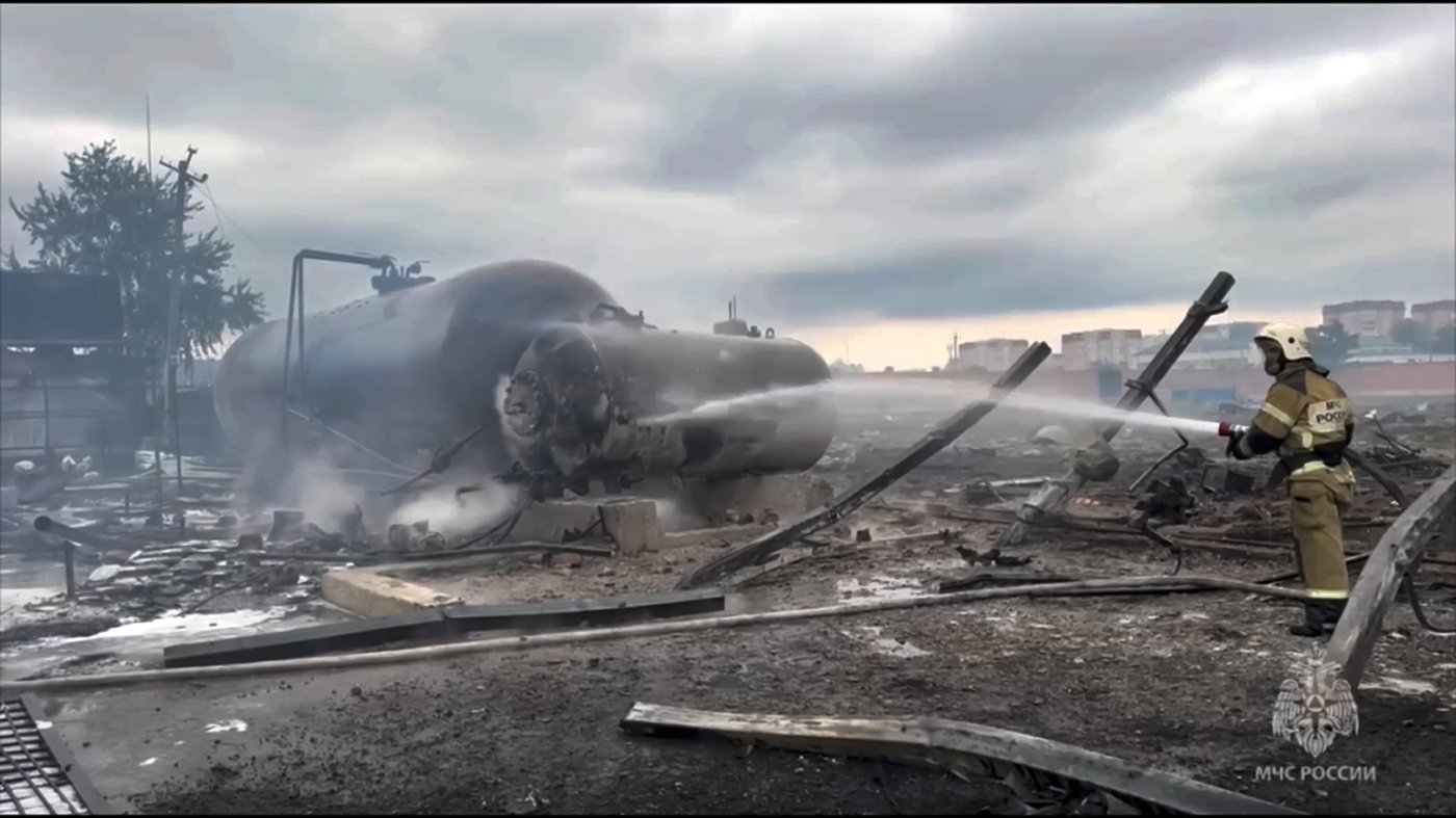 An explosion and fire at a service station in Russia's Chechnya kills 4 | iNFOnews.ca An explosion and fire at a service station in Russia's Chechnya kills 4 | iNFOnews.ca