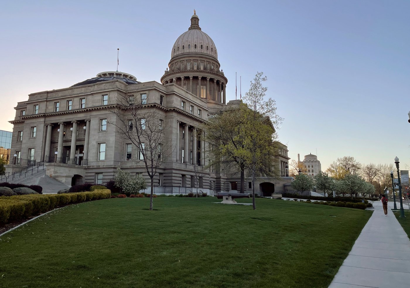 AP Decision Notes: What to expect in Idaho’s primaries | iNFOnews.ca