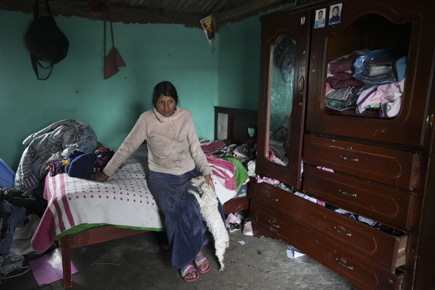 In Ecuador's highlands, an Indigenous community faces choice between 2 candidates they don't trust | iNFOnews.ca