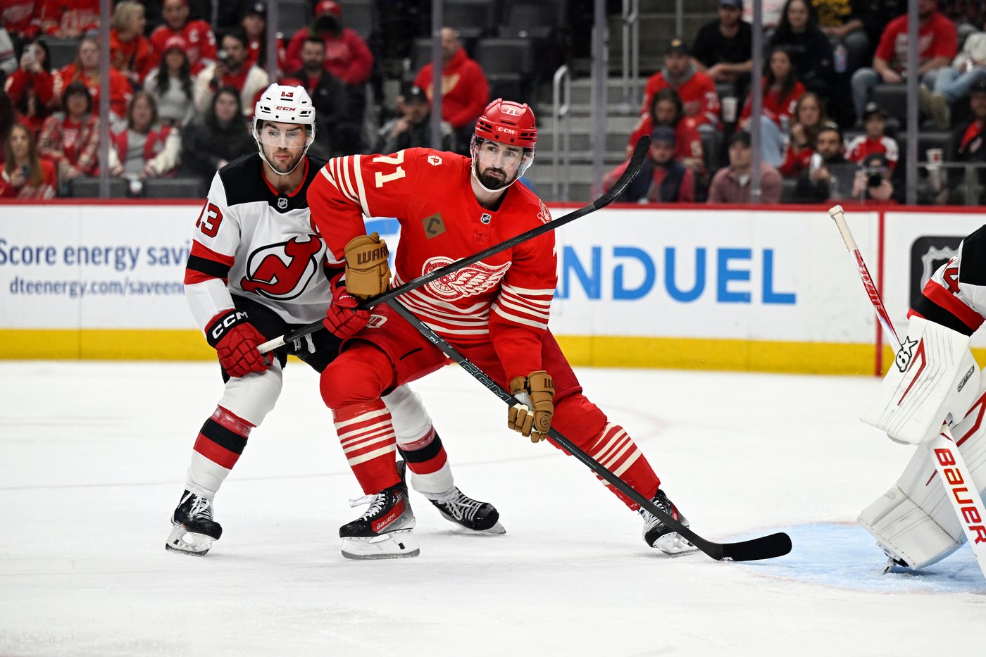 Forsberg, Ullmark, Larkin named NHL's three stars of the week | iNFOnews.ca Forsberg, Ullmark, Larkin named NHL's three stars of the week | iNFOnews.ca