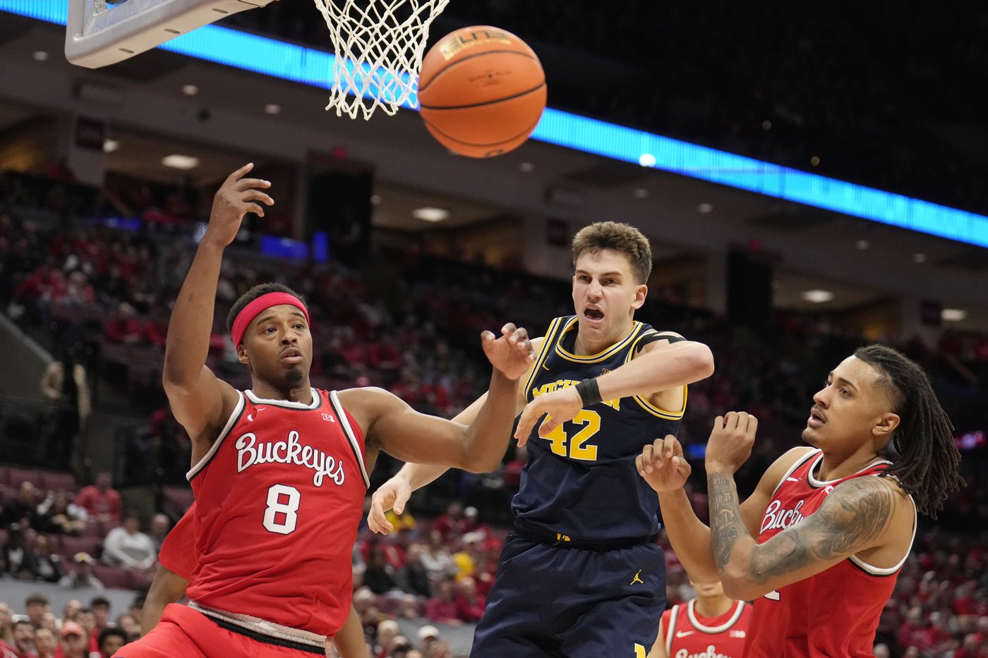 Goldin and Wolf lead No. 20 Michigan over Ohio State, 86-83 | iNFOnews.ca Goldin and Wolf lead No. 20 Michigan over Ohio State, 86-83 | iNFOnews.ca