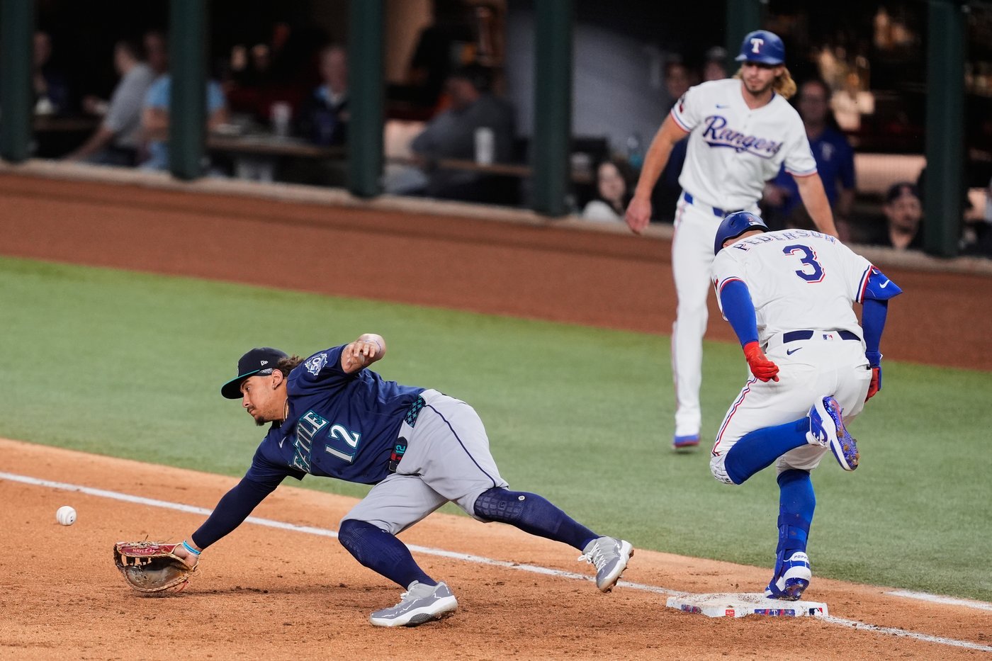 Kyle Higashioka homers as Rangers beat George Kirby for 1st time in 3-2 win over Mariners | iNFOnews.ca