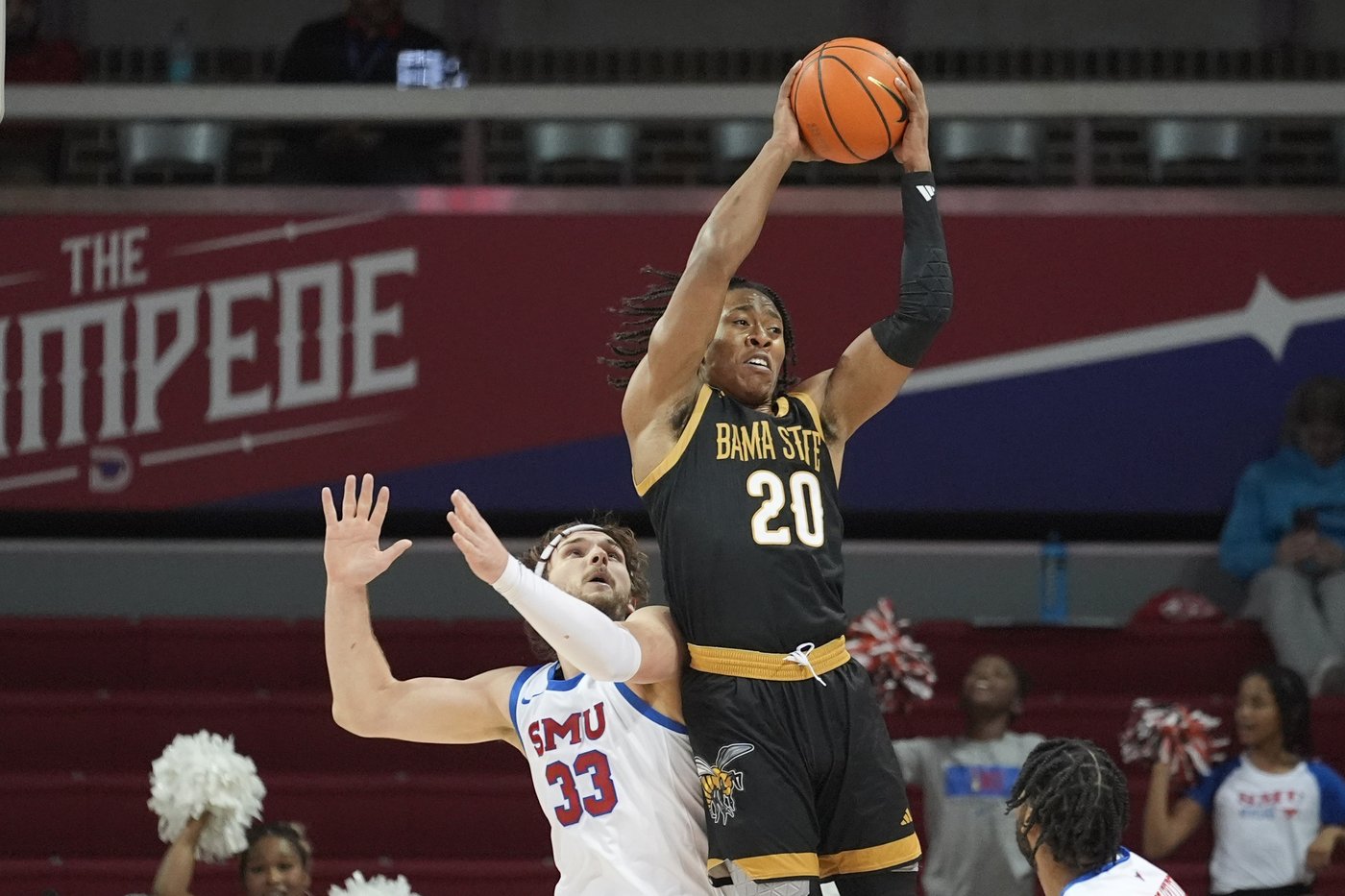 Oquendo's 20 leads 7 SMU players in double figures; Mustangs beat Alabama St. 101-72 | iNFOnews.ca