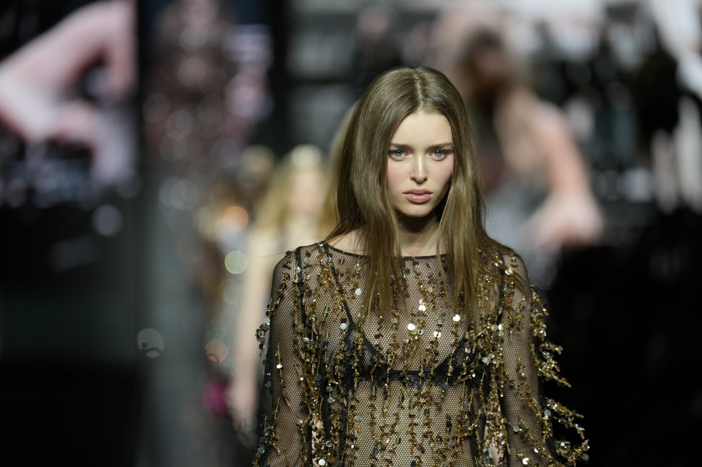Rocker Victoria De Angelis spins a DJ set as Dolce & Gabbana's Milan show spills onto the streets | iNFOnews.ca