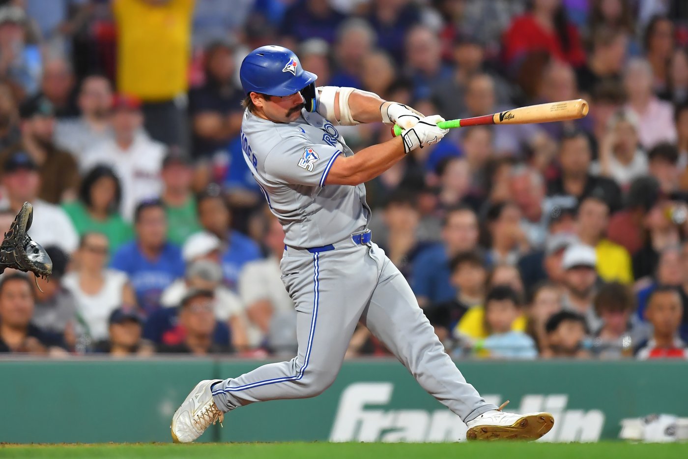 Blue Jays back Cease with 3 homers in 6-1 victory over Red Sox | iNFOnews.ca