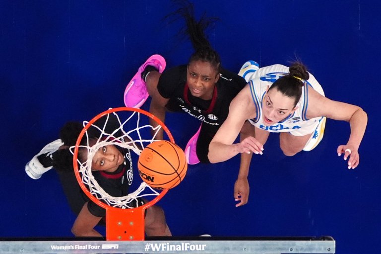 College sports advocates press philanthropy to buffer NIL's commercial pressure on women's sports | iNFOnews.ca