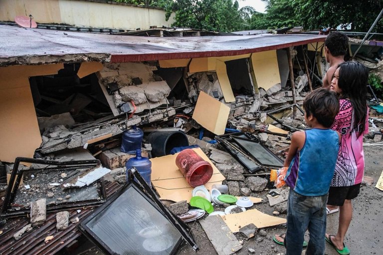 At least 69 people killed in a powerful earthquake that hit the Philippines | iNFOnews.ca
