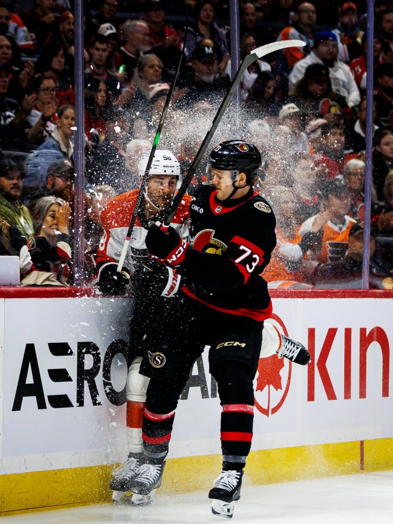 Yakemchuk's power-play winner lifts Senators over Flyers 2-1 | iNFOnews.ca