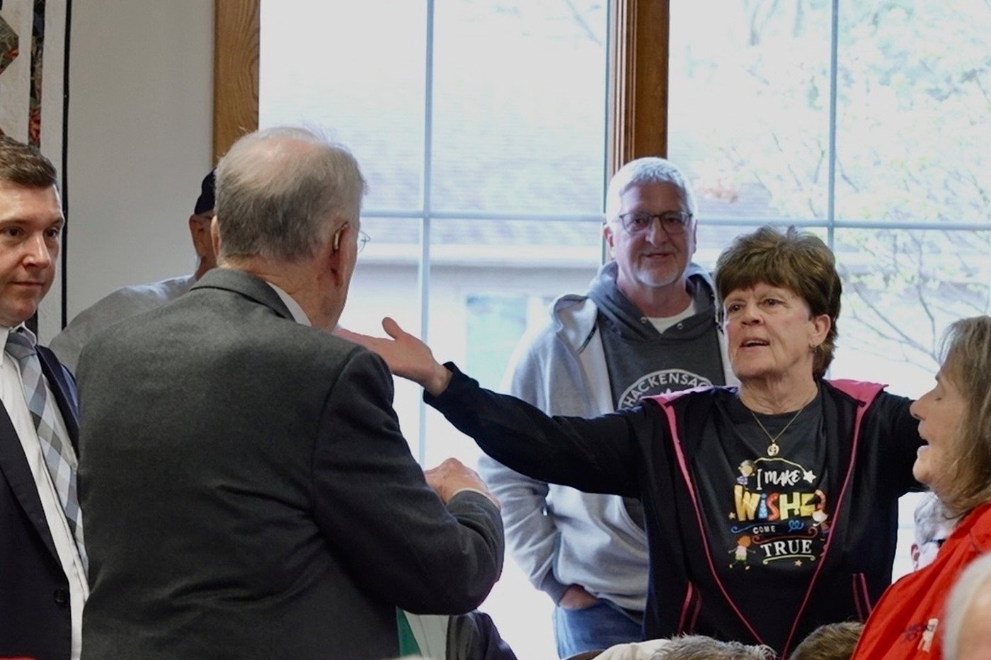 Iowa town hall attendees turn on each other as Sen. Grassley faces heated questions | iNFOnews.ca