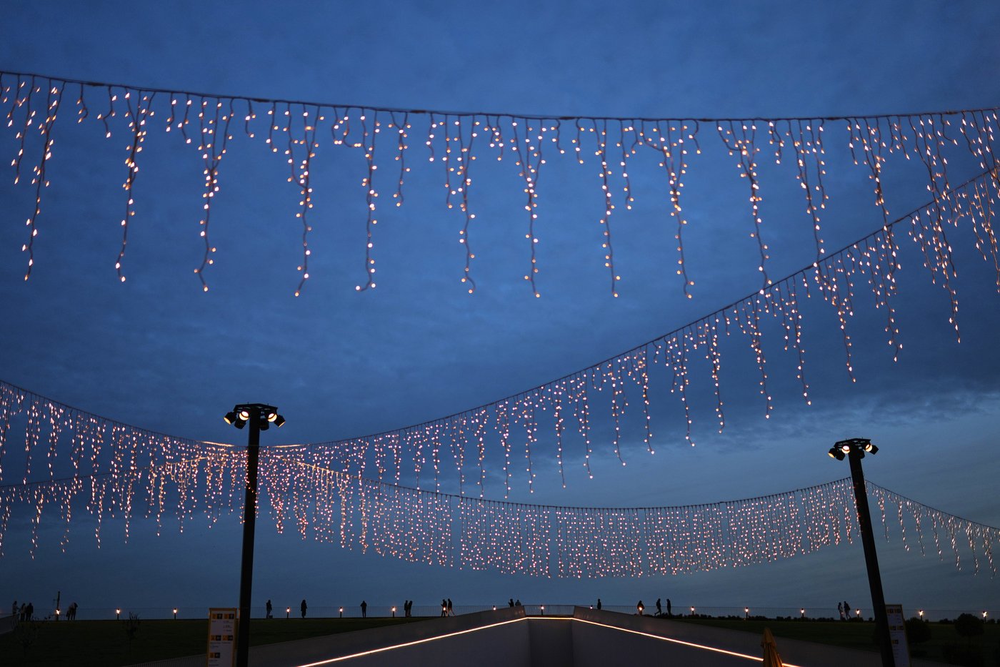 Photos show a world aglow with holiday lights | iNFOnews.ca