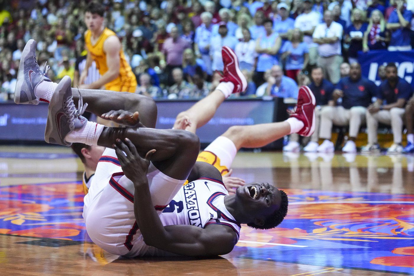 Gilbert and Jones help No. 5 Iowa State outlast Dayton 89-84 in Maui | iNFOnews.ca
