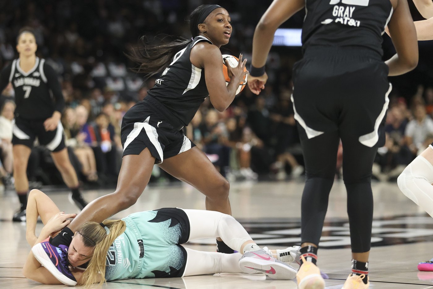 Ionescu scores 22 points to lead Liberty to 76-62 win over Aces and into WNBA Finals | iNFOnews.ca Ionescu scores 22 points to lead Liberty to 76-62 win over Aces and into WNBA Finals | iNFOnews.ca