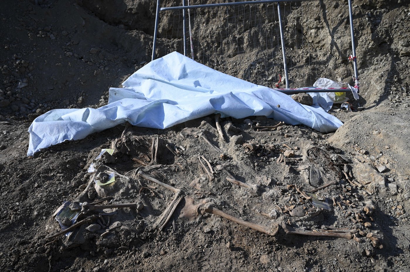 More bodies of executed civil war-era prisoners uncovered under Greek city park | iNFOnews.ca More bodies of executed civil war-era prisoners uncovered under Greek city park | iNFOnews.ca