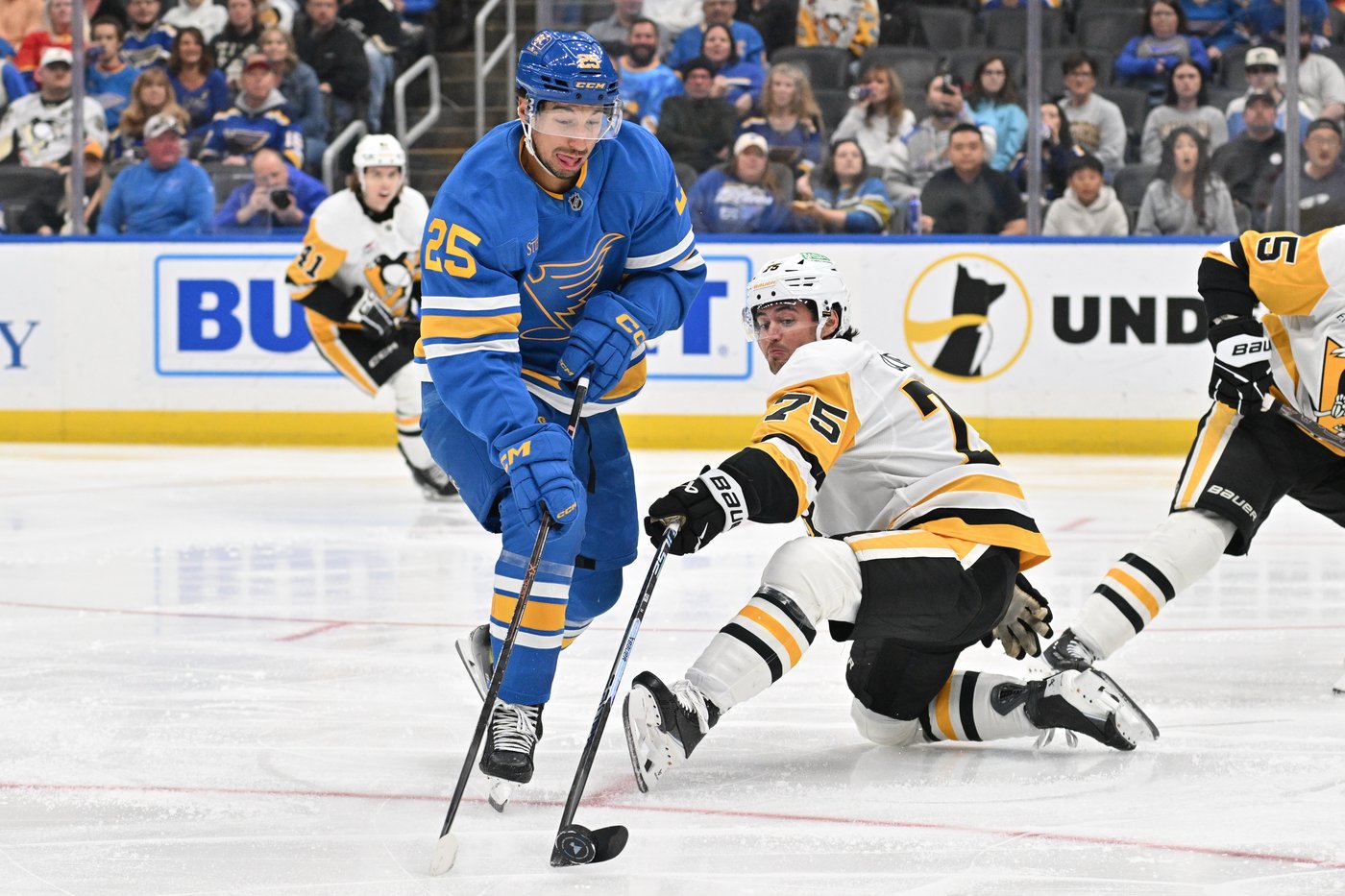 Jimmy Snuggerud scores twice, leads Blues back from 3-goal deficit to beat Penguins 7-5 | iNFOnews.ca