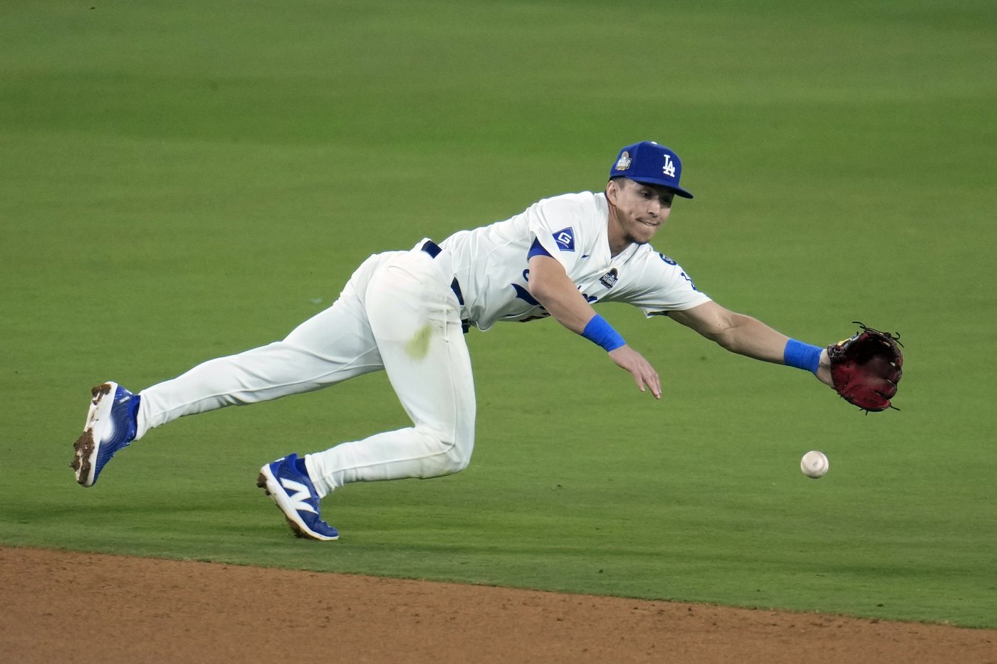 Freeman hits 1st game-ending slam in World Series history as Dodgers top Yankees 6-3 in opener | iNFOnews.ca