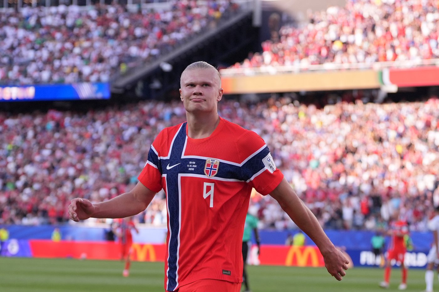 Erling Haaland scores twice in World Cup debut as Norway tops Iraq 4-1 | iNFOnews.ca