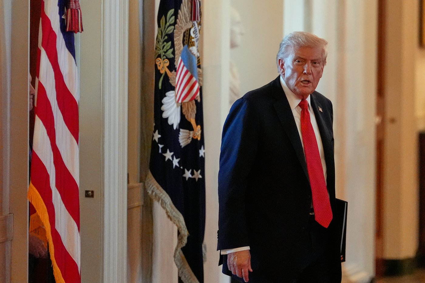 The Latest: Senate Republicans gathering at White House as shutdown effects worsen | iNFOnews.ca The Latest: Senate Republicans gathering at White House as shutdown effects worsen | iNFOnews.ca