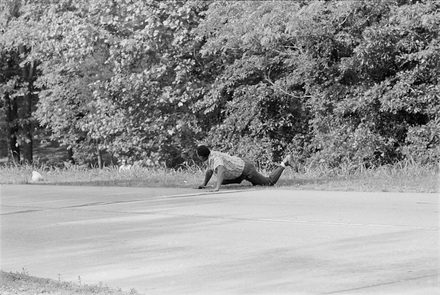 Jack Thornell, AP photographer who captured assassination attempt on James Meredith, dies at 86 | iNFOnews.ca